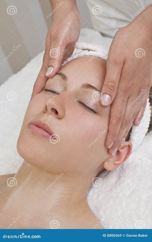 The Perfect Gift: Why Gift Cards for Massage Make Great Presents